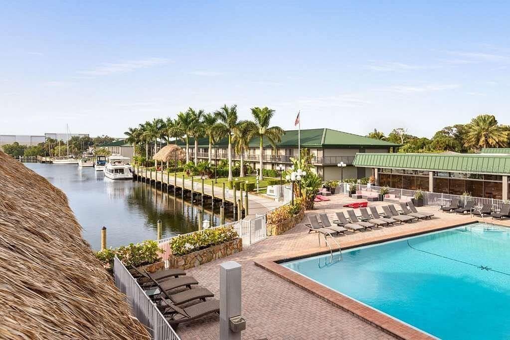 7150 N TAMIAMI TRAIL S-623 photo 15