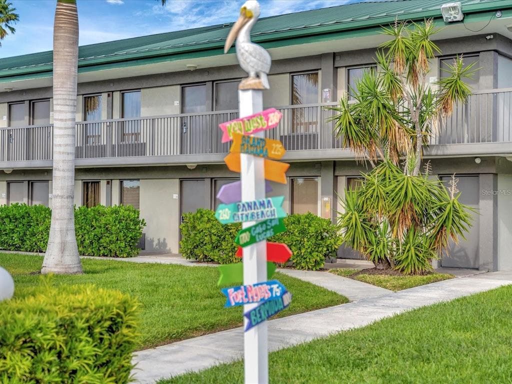 7150 N TAMIAMI TRAIL S-623 photo 25