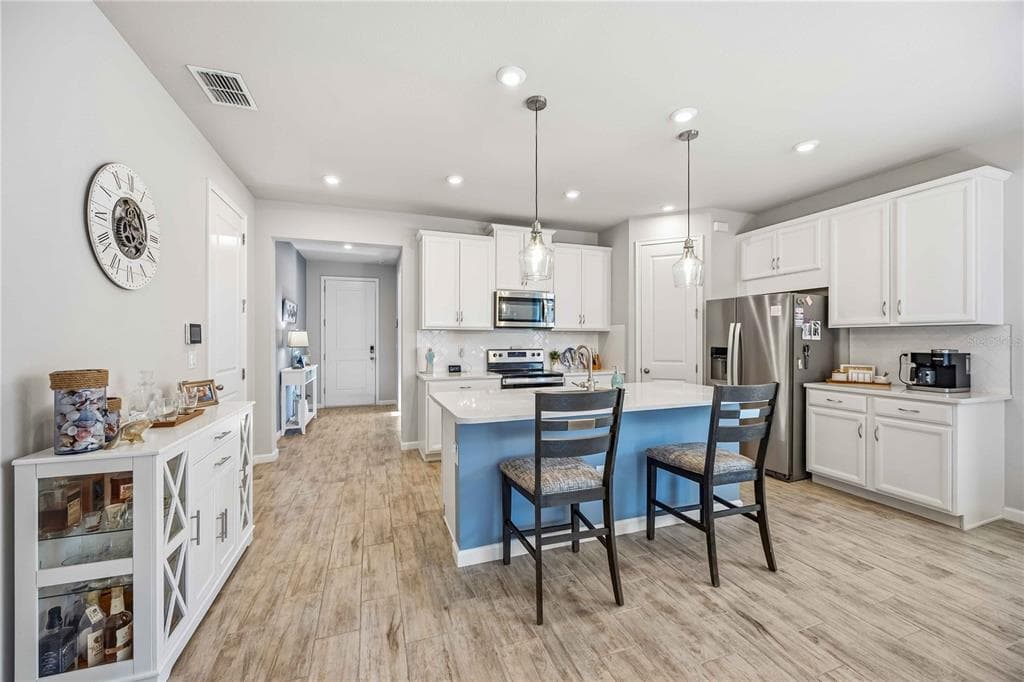 20453 BANDERA PLACE photo 6