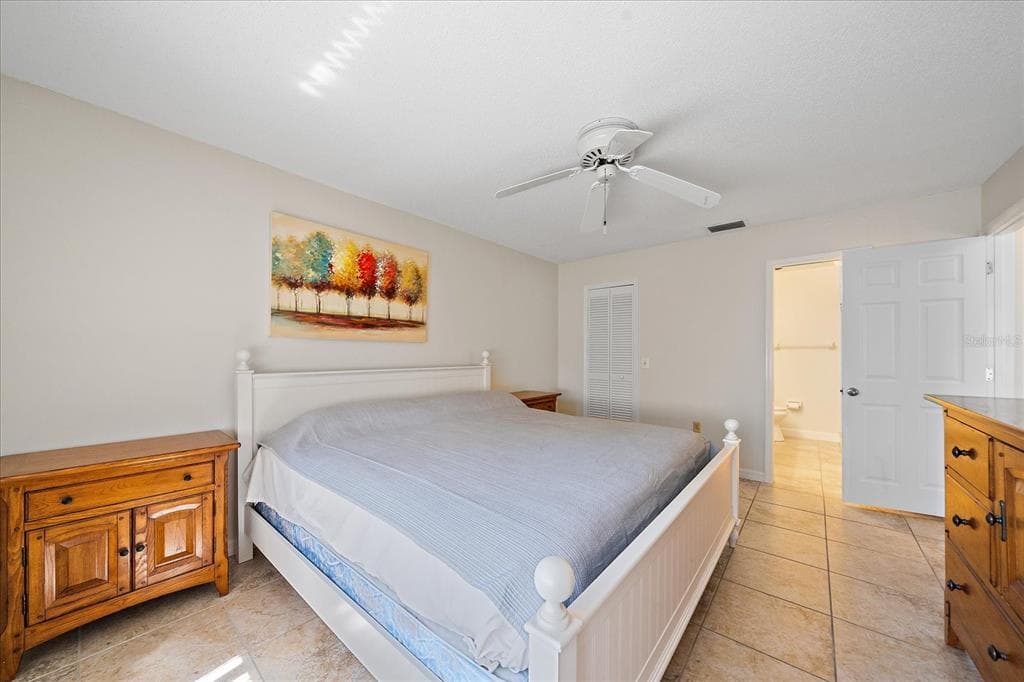 5654 GARDENS DRIVE photo 23