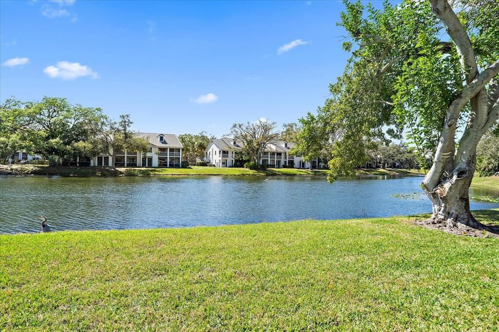 5654 GARDENS DRIVE photo 5