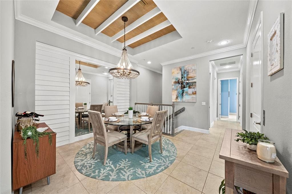 226 SAPPHIRE LAKE DRIVE 201 photo 12