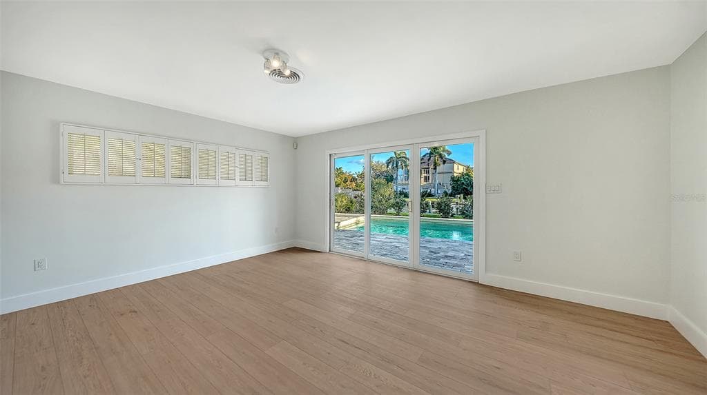 940 ALAMEDA WAY photo 20