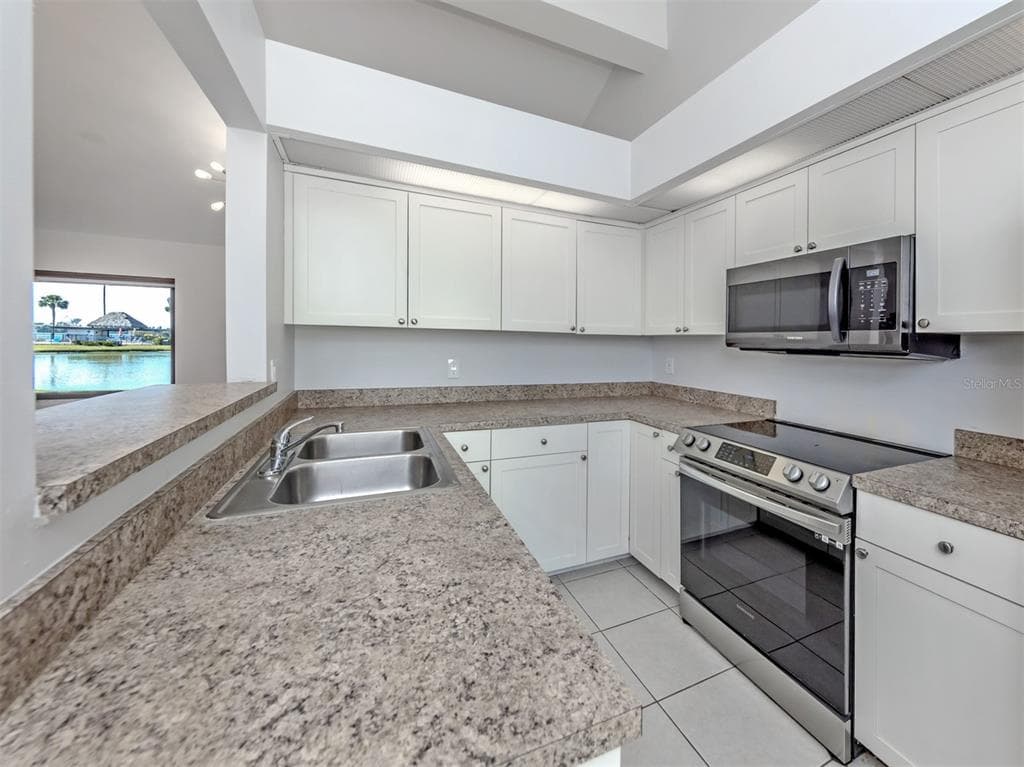 764 SARABAY ROAD 8 photo 20