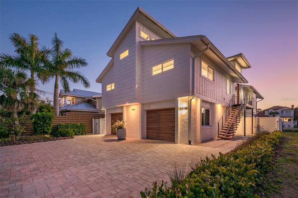 4938 COMMONWEALTH DRIVE 1