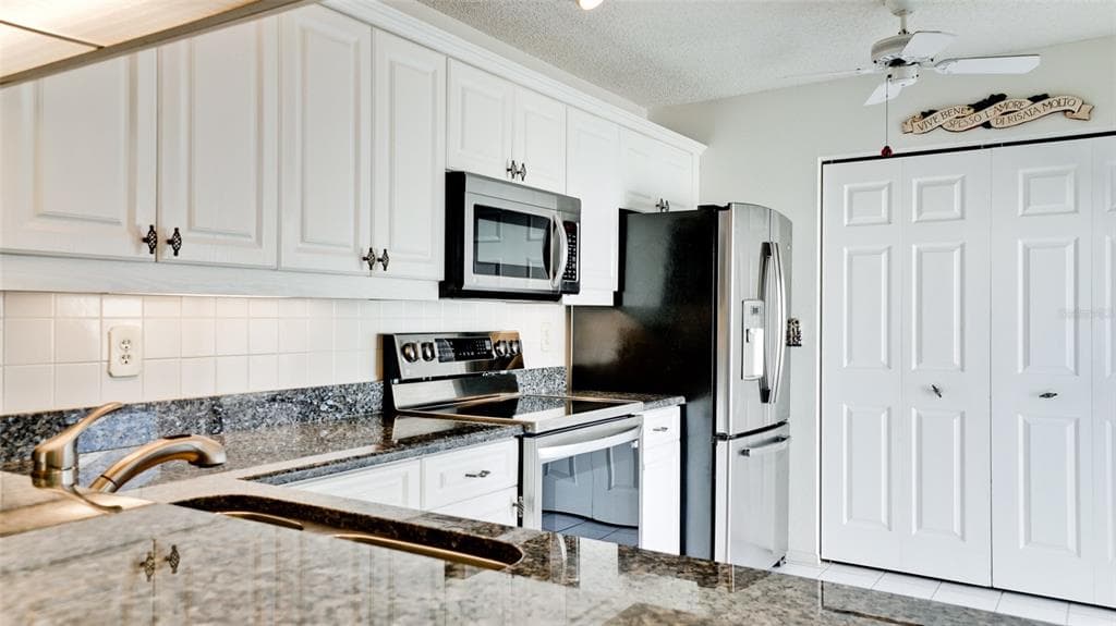 507 SANDERLING CIRCLE photo 15