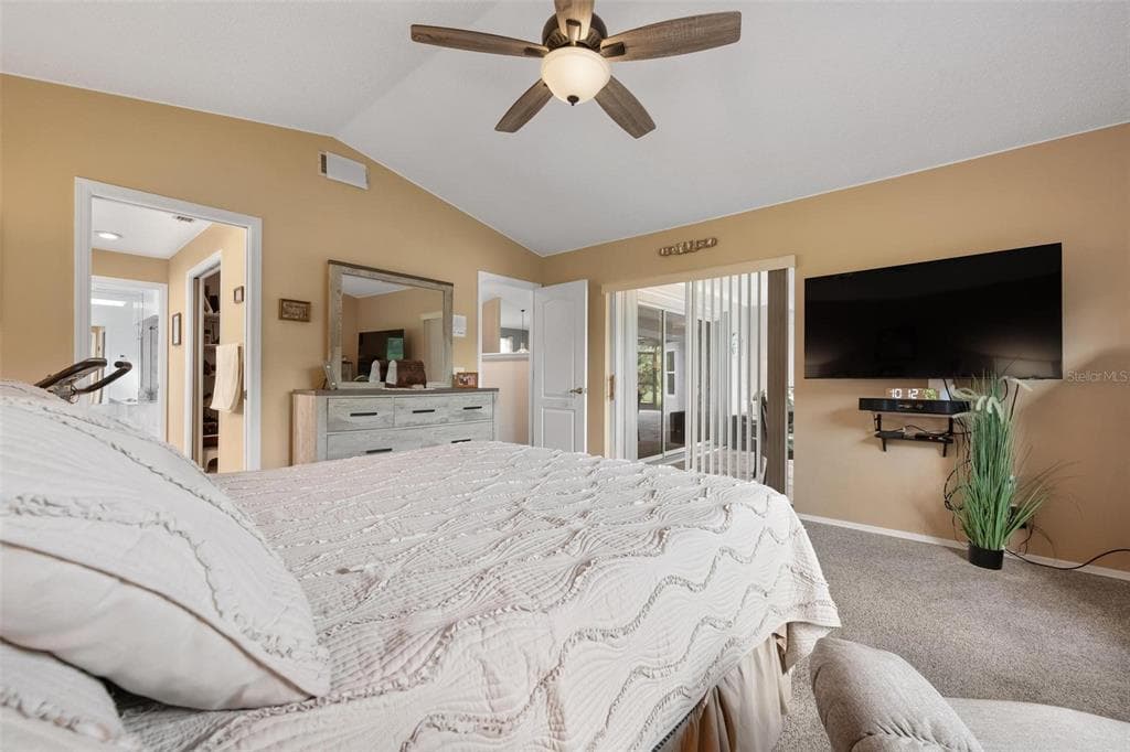 5009 SOUTHERN PINE CIRCLE photo 24
