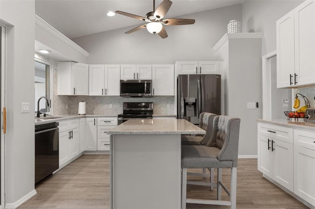 5009 SOUTHERN PINE CIRCLE photo 14