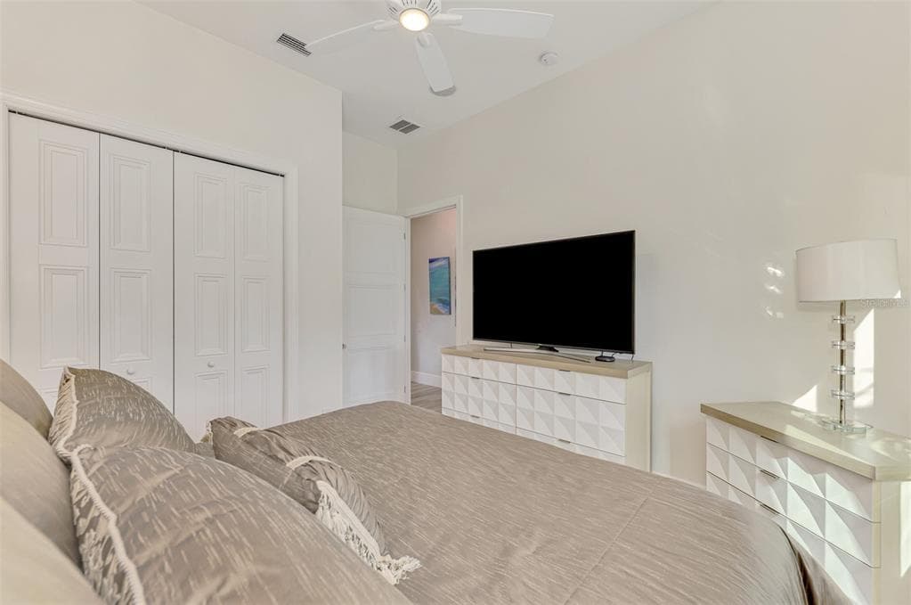 3051 RIVERSHORE LANE photo 13