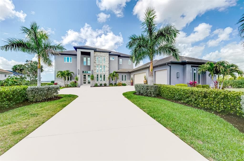 3051 RIVERSHORE LANE photo 3