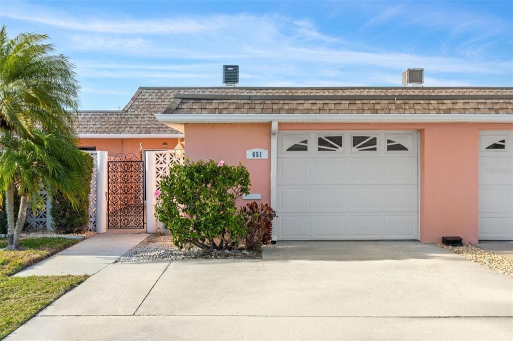 651 BOCA CIEGA POINT BOULEVARD S 4