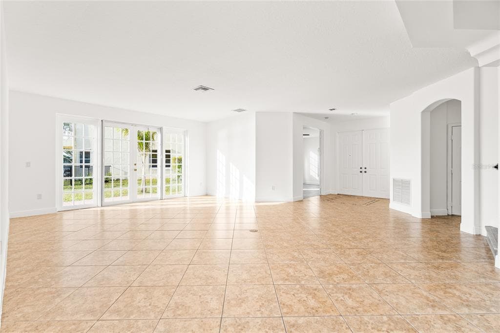 2258 BALSAN WAY photo 11