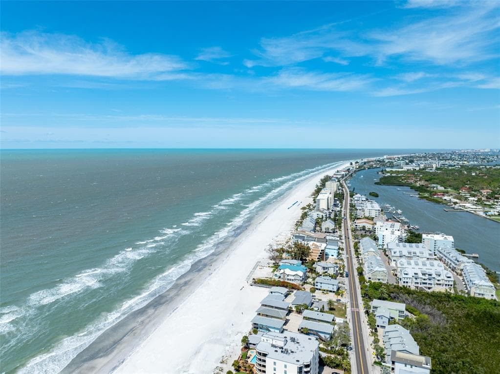9936 INDIAN KEY TRAIL #22 4