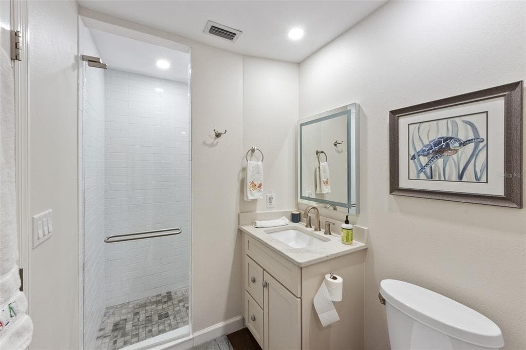 103 PALM AVENUE photo 15