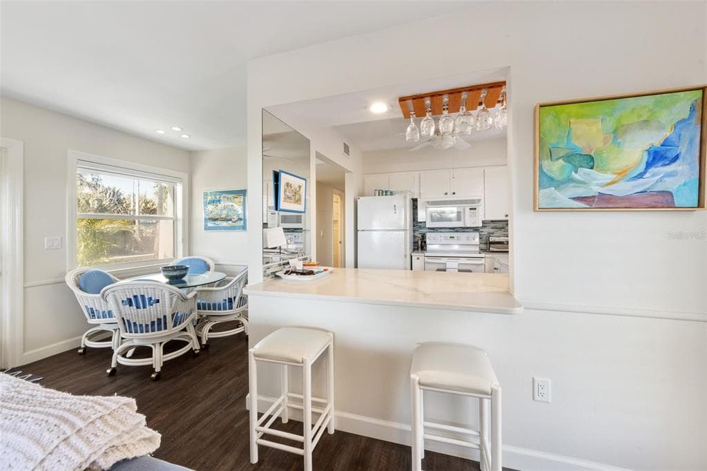 103 PALM AVENUE photo 21
