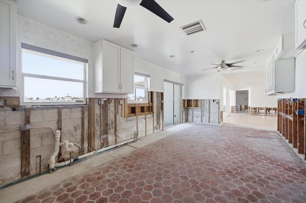 411 55TH AVENUE photo 22