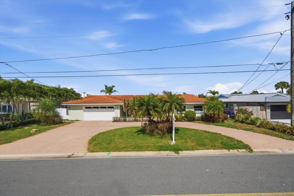 411 55TH AVENUE photo 10