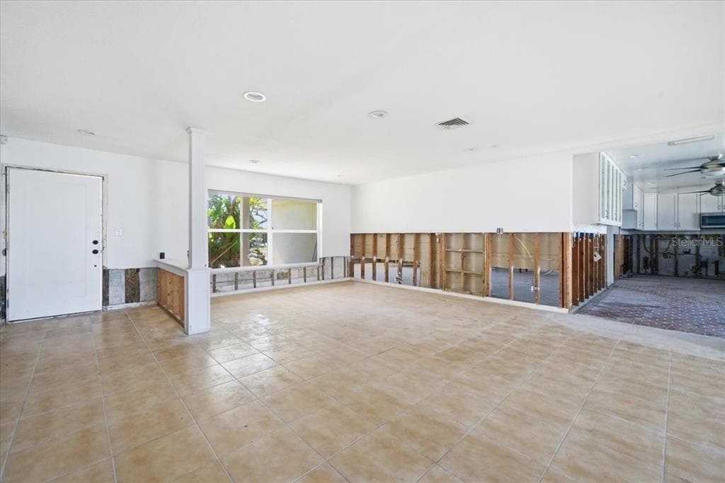 411 55TH AVENUE photo 11