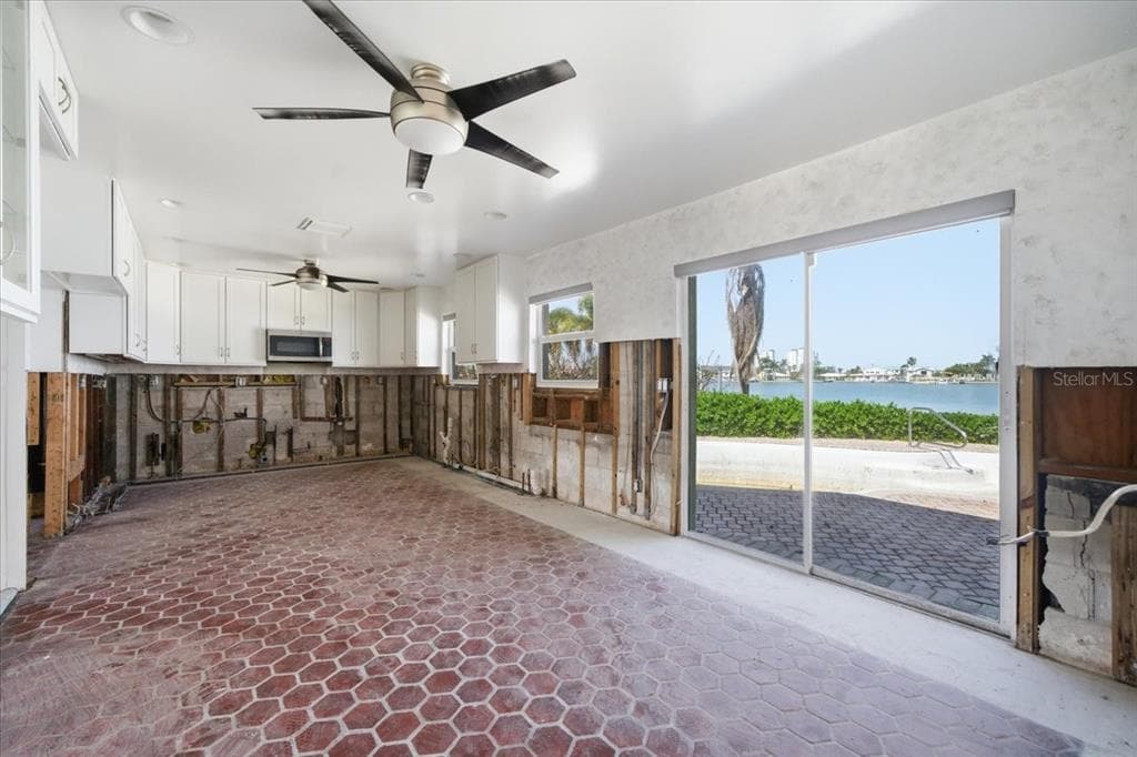 411 55TH AVENUE photo 21