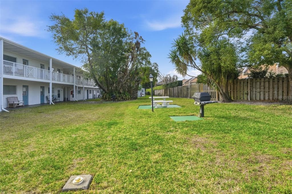 320 LAKEVIEW STREET 123 photo 13