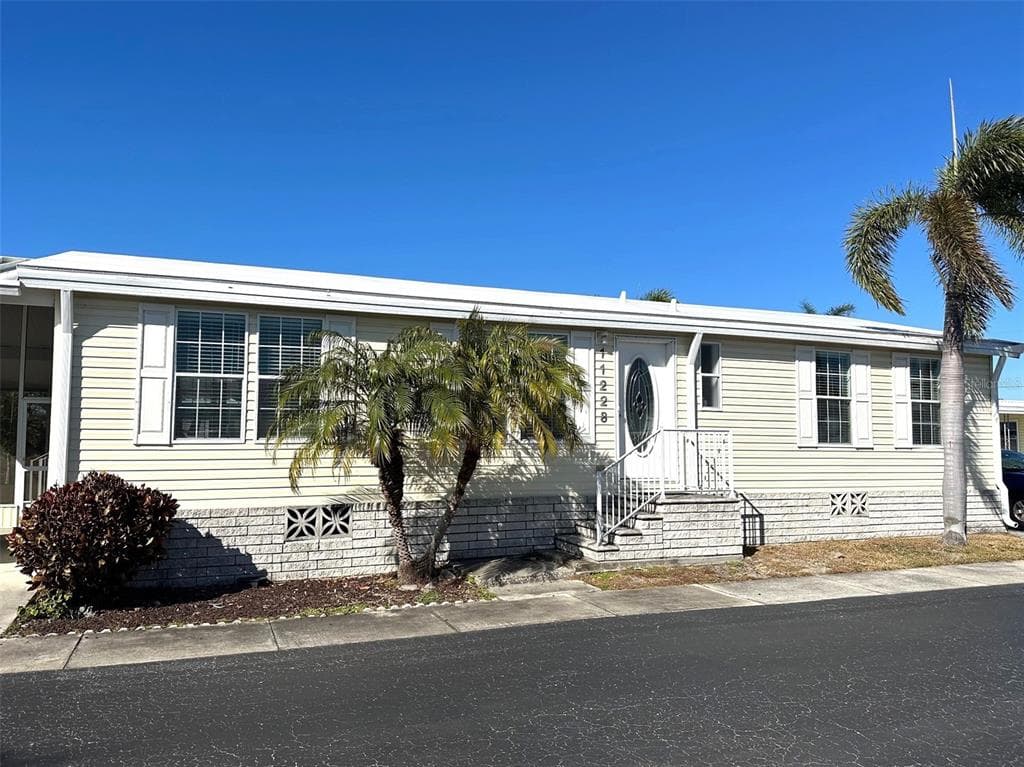 11228 102ND STREET N 180 photo 19