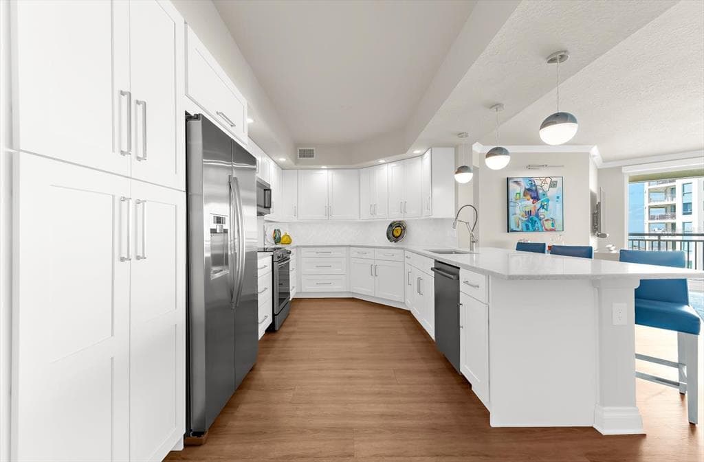 1180 GULF BOULEVARD 1504 photo 8