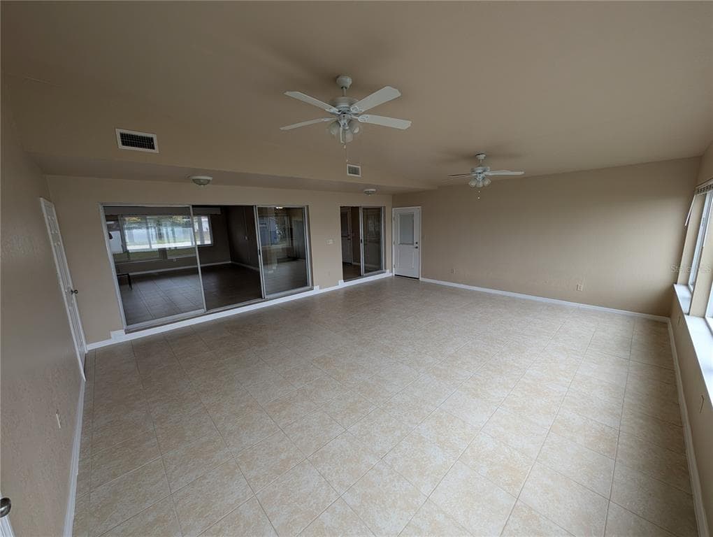 6517 WALTON WAY photo 21