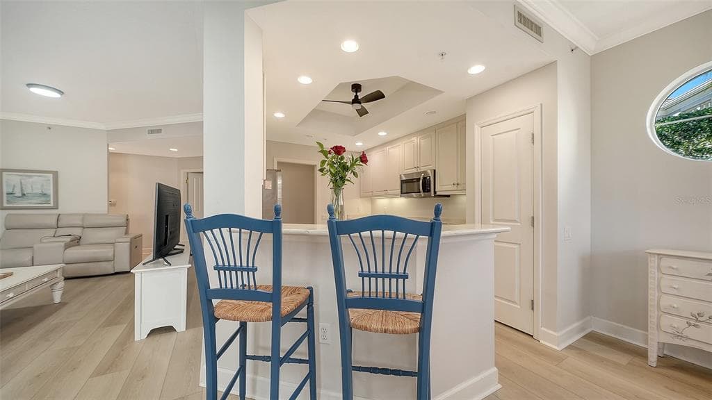 5235 PARISIENNE PLACE 101B28 photo 6