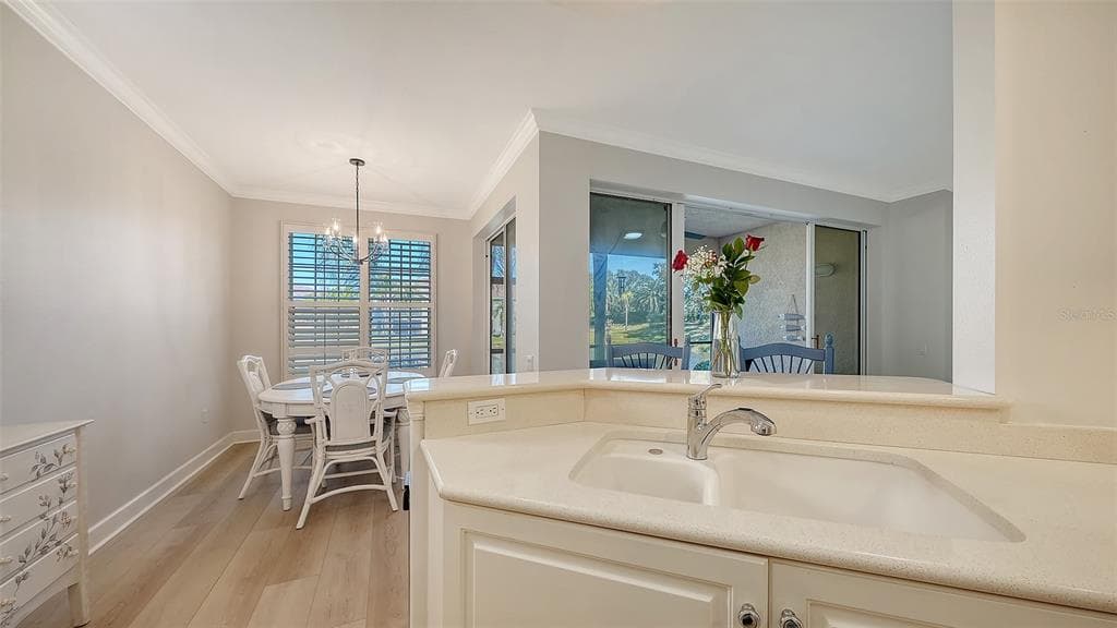 5235 PARISIENNE PLACE 101B28 photo 9
