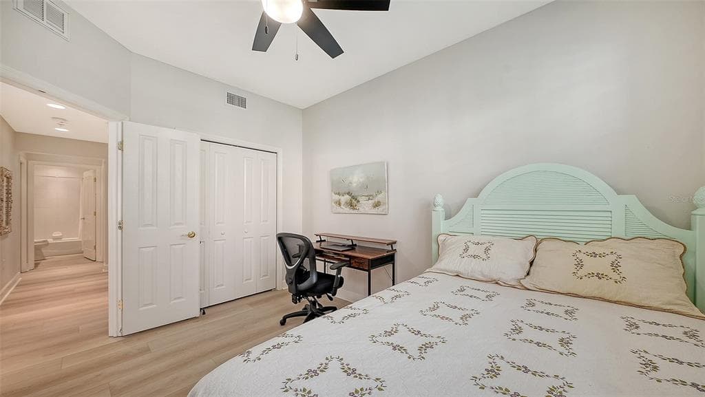 5235 PARISIENNE PLACE 101B28 photo 15