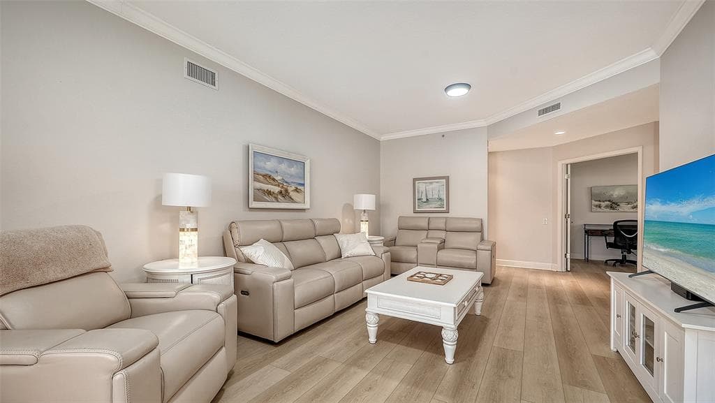 5235 PARISIENNE PLACE 101B28 photo 4