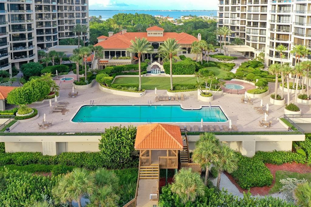 1241 GULF OF MEXICO DRIVE 111 photo 20
