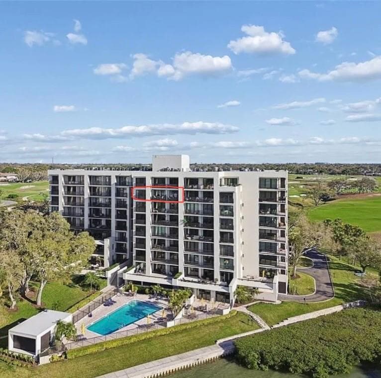 4 BELLEVIEW BOULEVARD #701 1