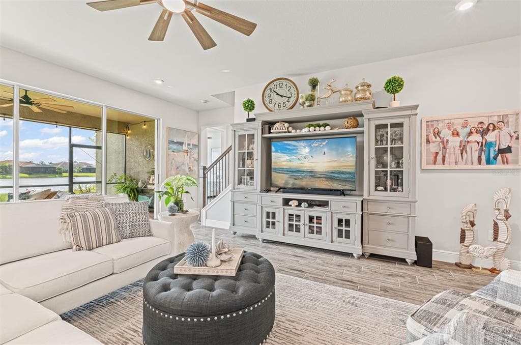 20380 SYMPHONY PLACE photo 10