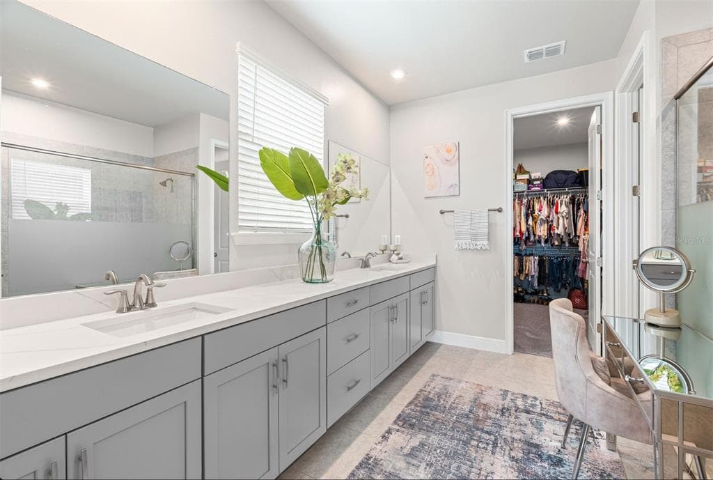 20380 SYMPHONY PLACE photo 18