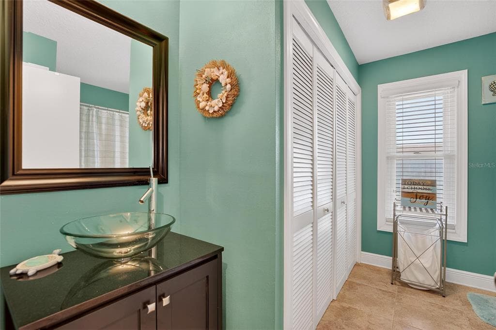 6331 LONNIE LEE LANE photo 12