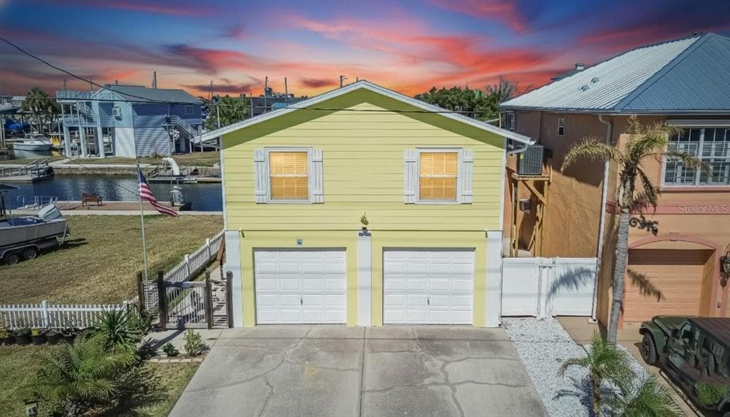 6331 LONNIE LEE LANE 1