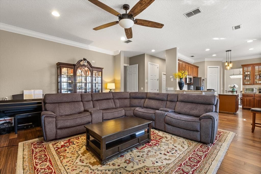 2450 DAHLGREN WAY photo 11