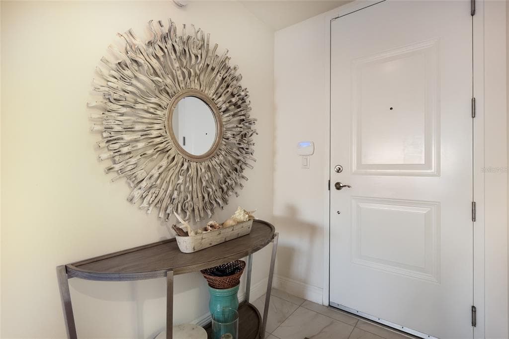 376 ARUBA CIRCLE 203 photo 7