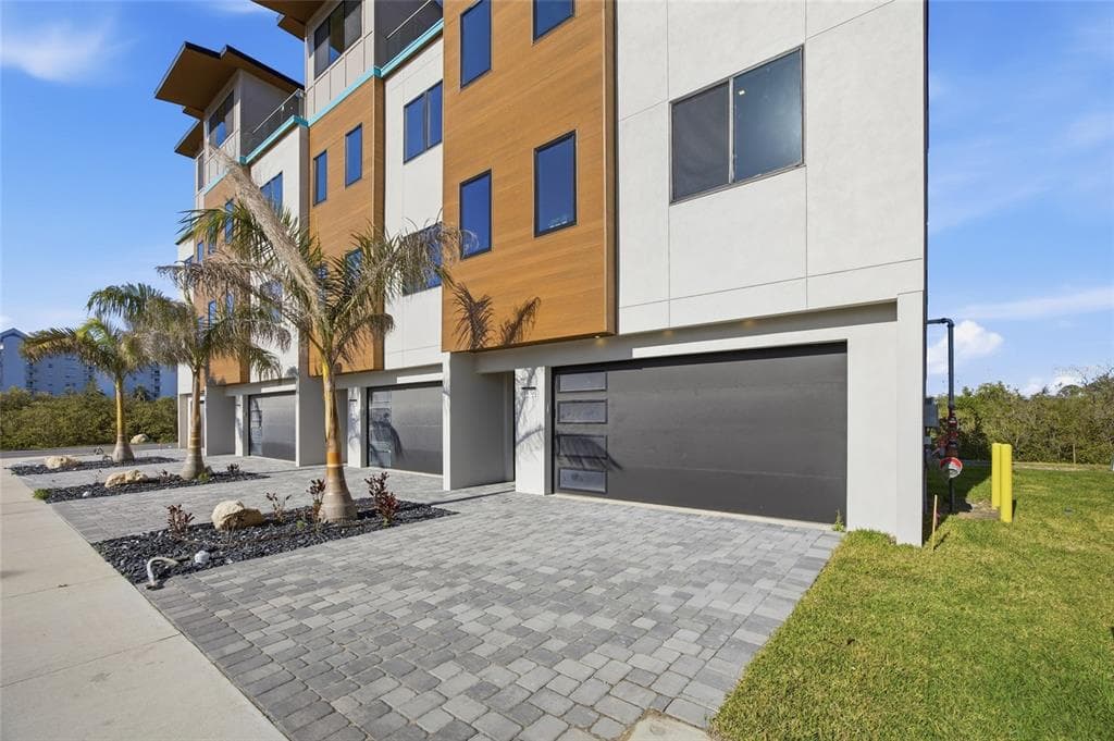 5956 AQUA RESERVE BOULEVARD photo 6