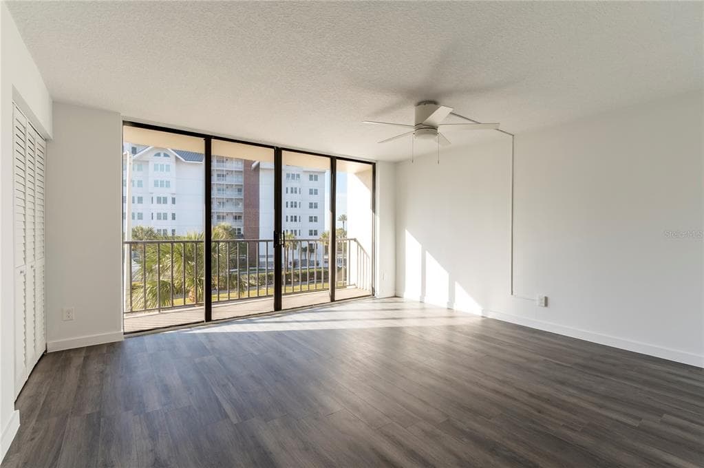 1591 GULF BOULEVARD 203S photo 22