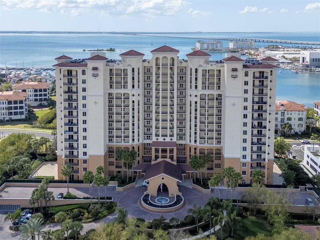 5823 BOWEN DANIEL DRIVE #604 1