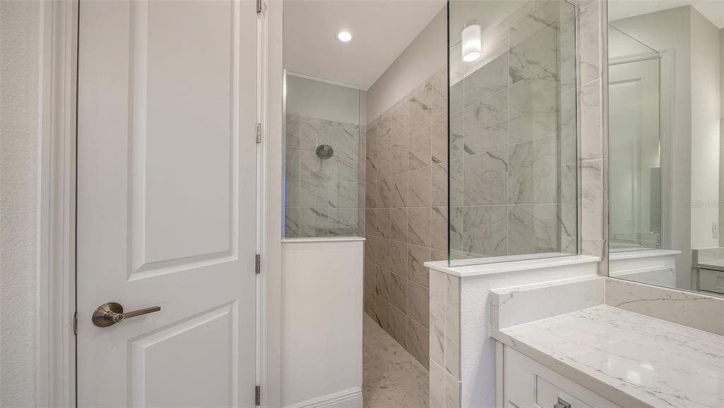 2114 SYLVESTER PALM LANE photo 22