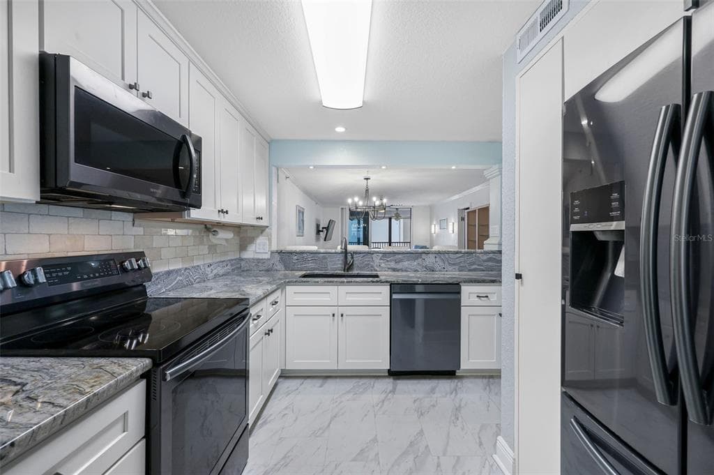 14900 GULF BOULEVARD 304 photo 6