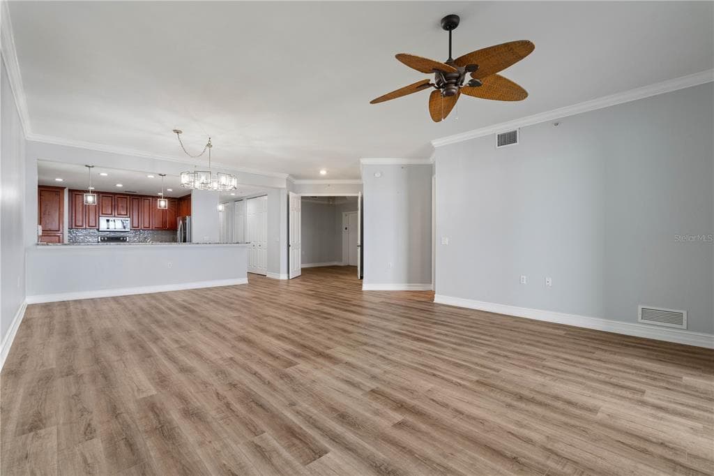 87 VIVANTE BOULEVARD 8742 photo 5