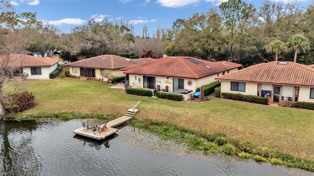 1007 ROLLING WOODS LANE 3