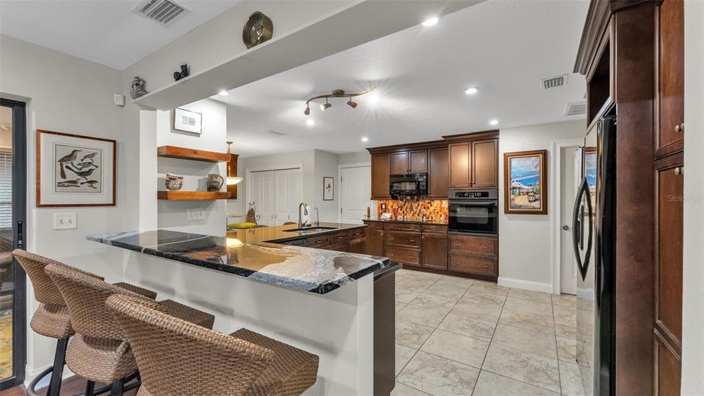 1007 ROLLING WOODS LANE photo 24