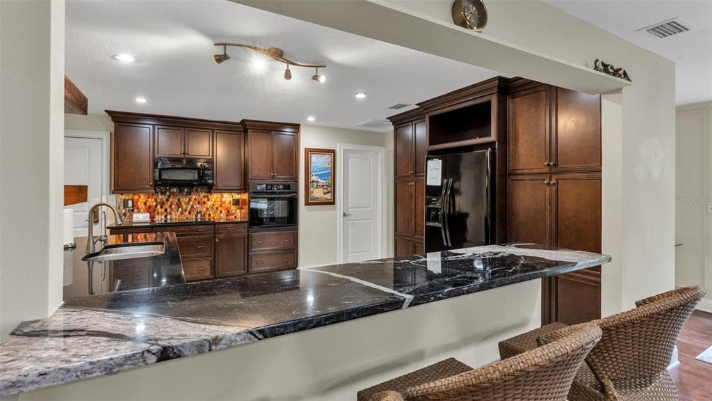 1007 ROLLING WOODS LANE photo 25