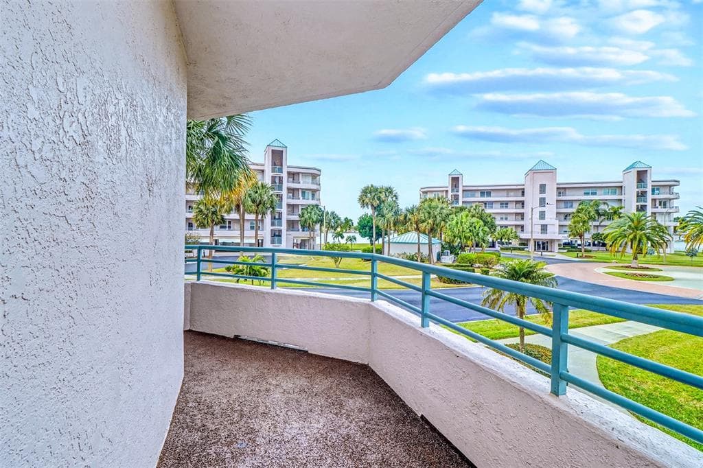 8021 SAILBOAT KEY BOULEVARD S 101 photo 19