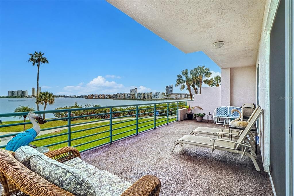 8021 SAILBOAT KEY BOULEVARD S #101 4